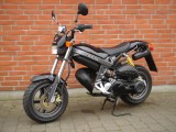 SUZUKI STREET MAGIC